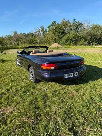 Chrysler Stratus 2000 photo 4