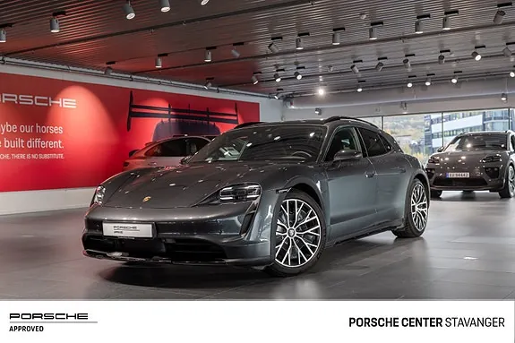 Porsche Taycan 4
