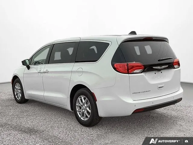 Chrysler Grand Caravan 2027 photo 3