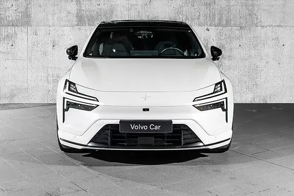Polestar 4 2025 photo 3