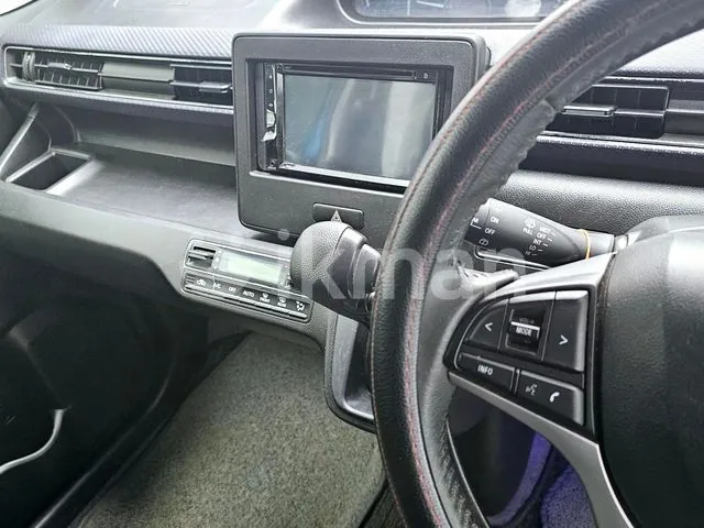 Suzuki Wagon R 2018 photo 4