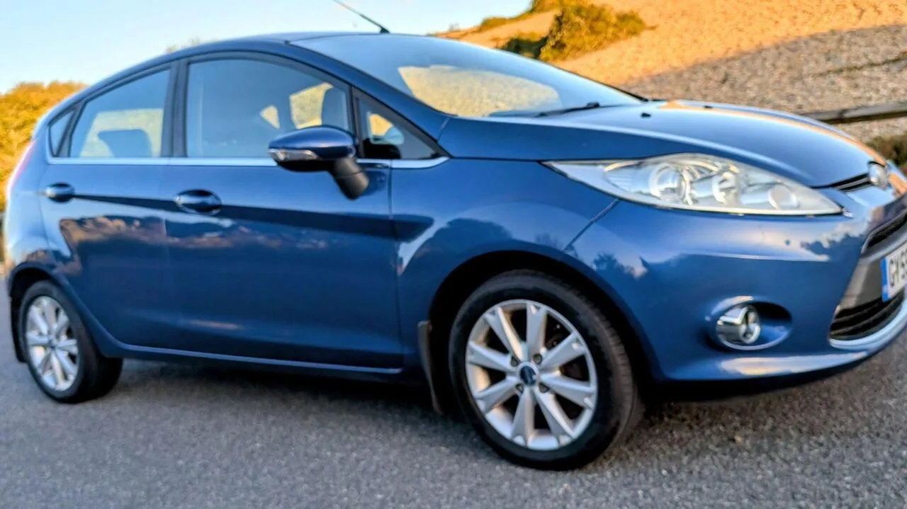 Ford Fiesta 2009 photo 5