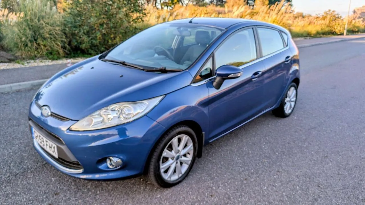 Ford Fiesta 2009 photo 3