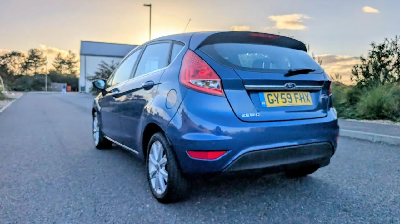 Ford Fiesta 2009 photo 4