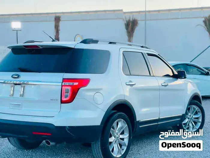 Ford Explorer 2015 photo 5