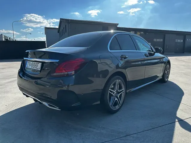 Mercedes-Benz C-Class 2021 photo 3
