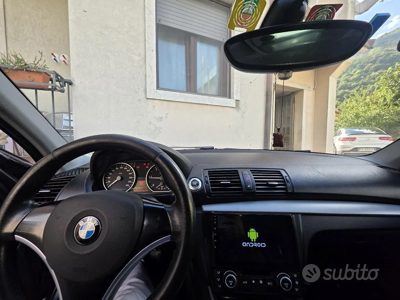 BMW 1 Series 2009 photo 5