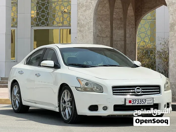 Nissan Maxima