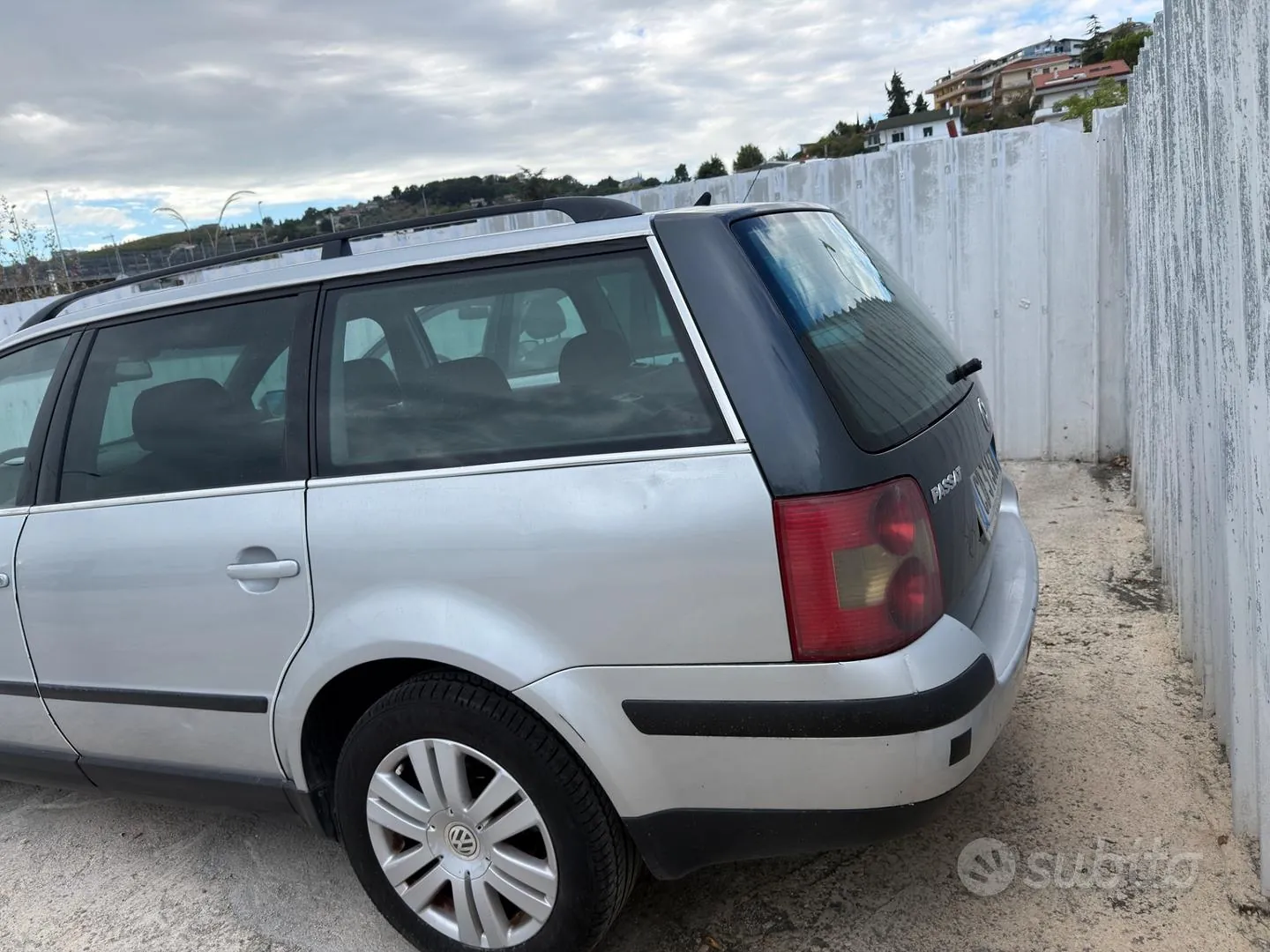 Volkswagen Passat 2002 photo 3