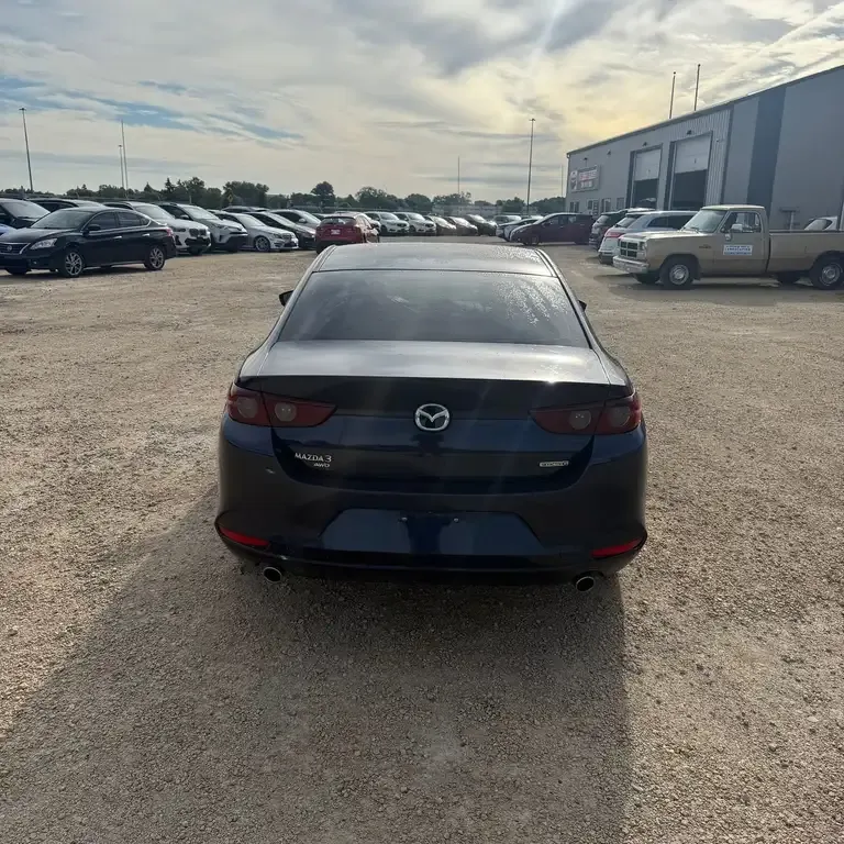 Mazda 3 2019 photo 4