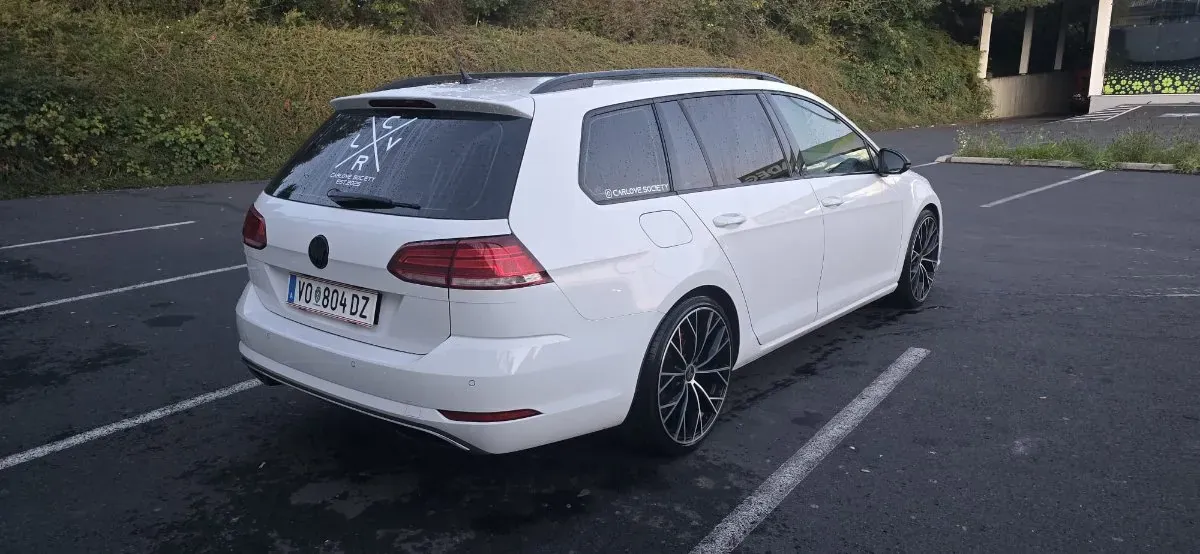 Volkswagen Golf 2017 photo 2