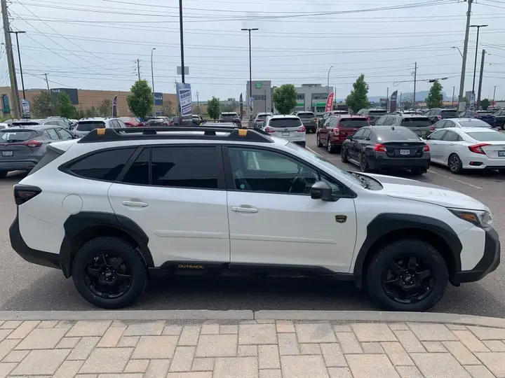 Subaru Outback 2022 photo 4