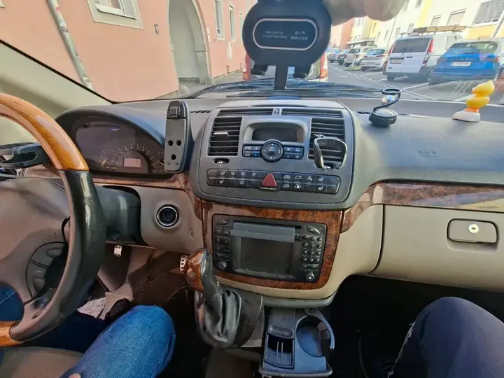 Mercedes-Benz Viano 2004 photo 2