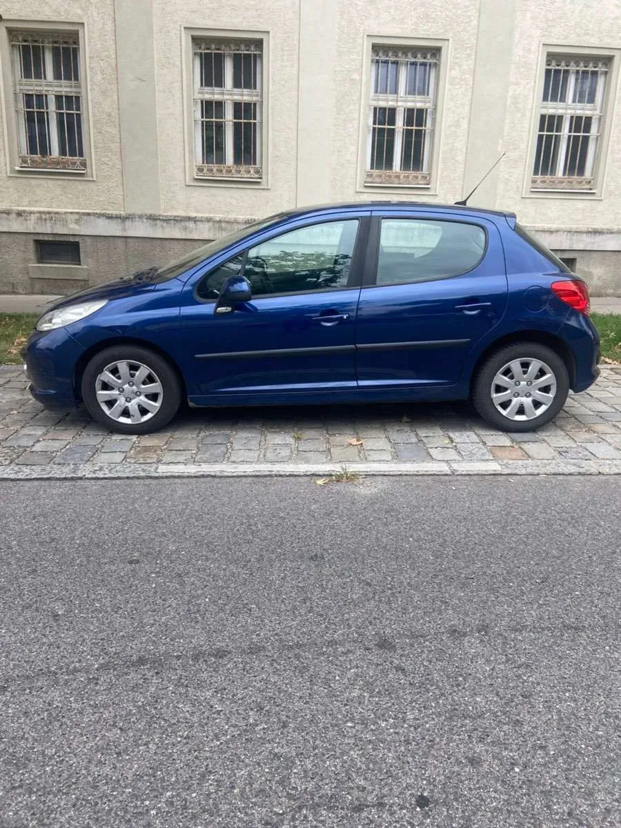 Peugeot 207