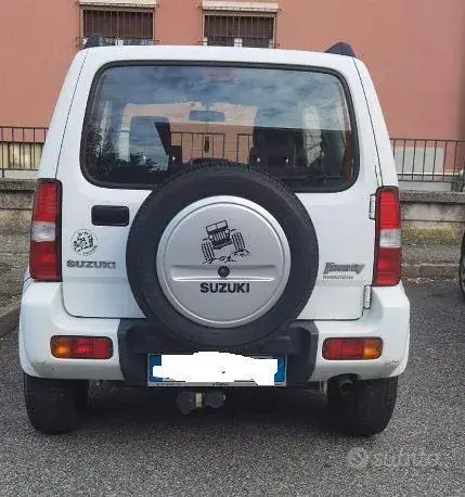 Suzuki Jimny 2017 photo 4