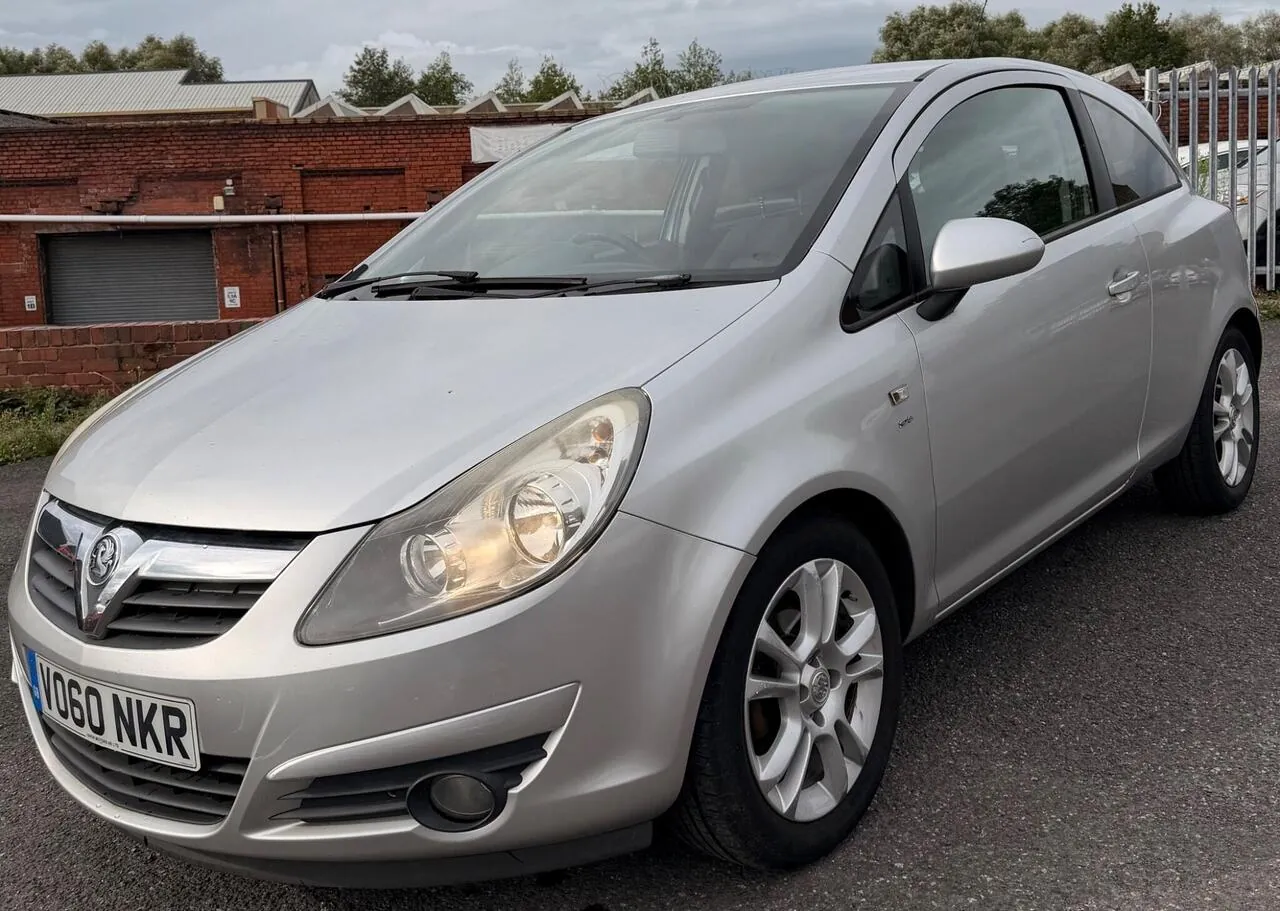 Vauxhall Corsa 2010 photo 4
