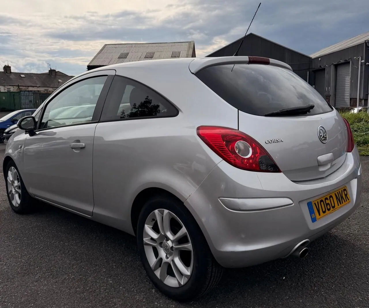 Vauxhall Corsa 2010 photo 5