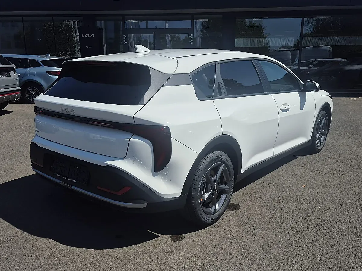 Kia K4 2026 photo 3