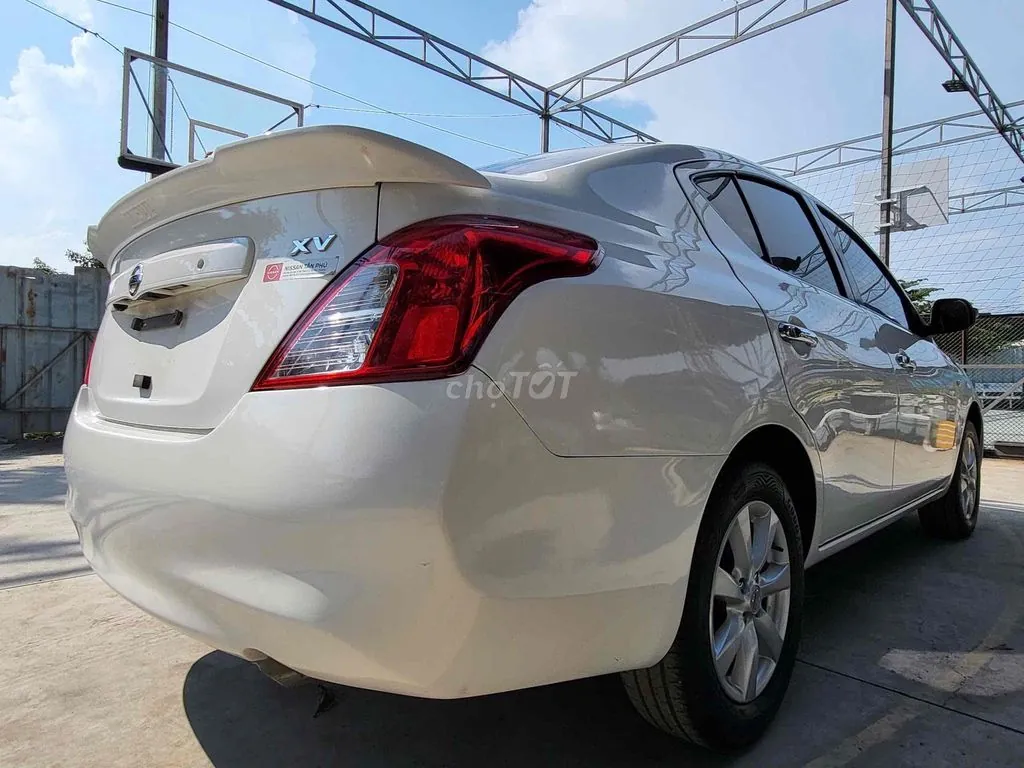 Nissan Sunny 2017 photo 3