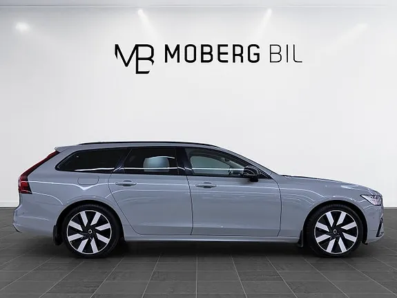 Volvo V90 2024 photo 4