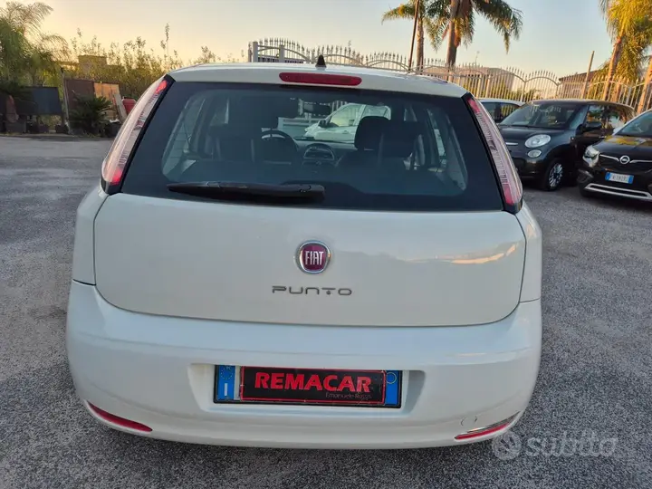 Fiat Punto Evo 2013 photo 4