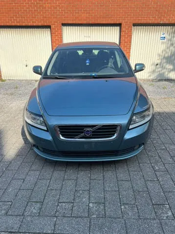 Volvo S40
