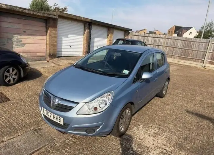 Vauxhall Corsa 2007 photo 3