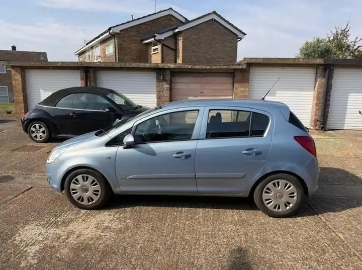 Vauxhall Corsa 2007 photo 4
