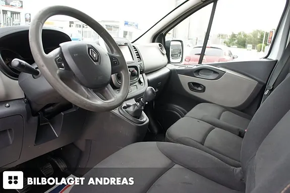 Renault Trafic 2015 photo 5