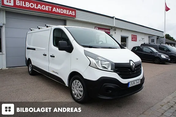 Renault Trafic 2015 photo 2