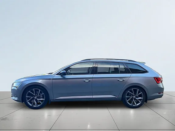 Skoda Superb 2019 photo 4