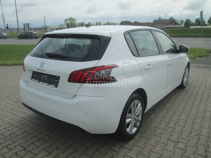 Peugeot 308 2018 photo 5