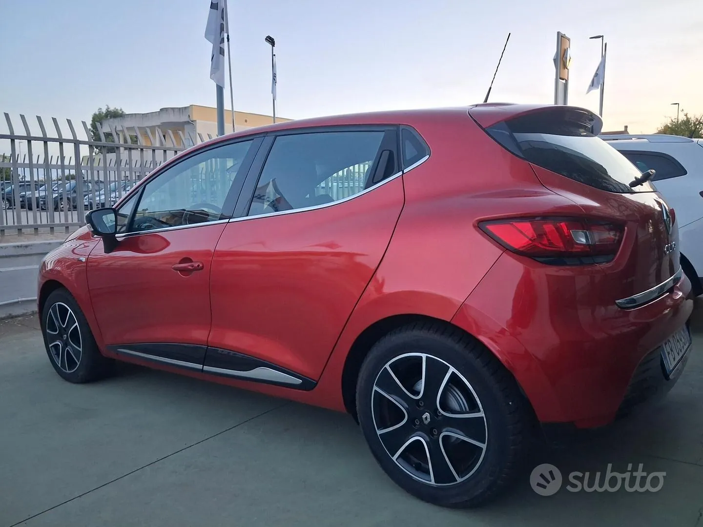 Renault Clio 2015 photo 5
