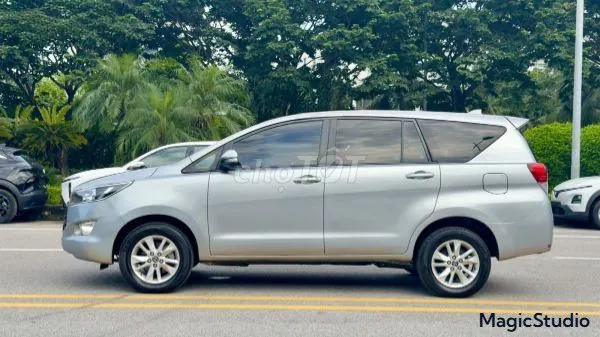 Toyota Innova 2016 photo 2