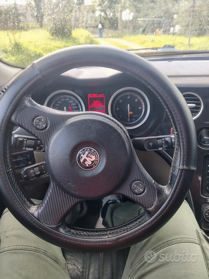 Alfa Romeo 159 2008 photo 3