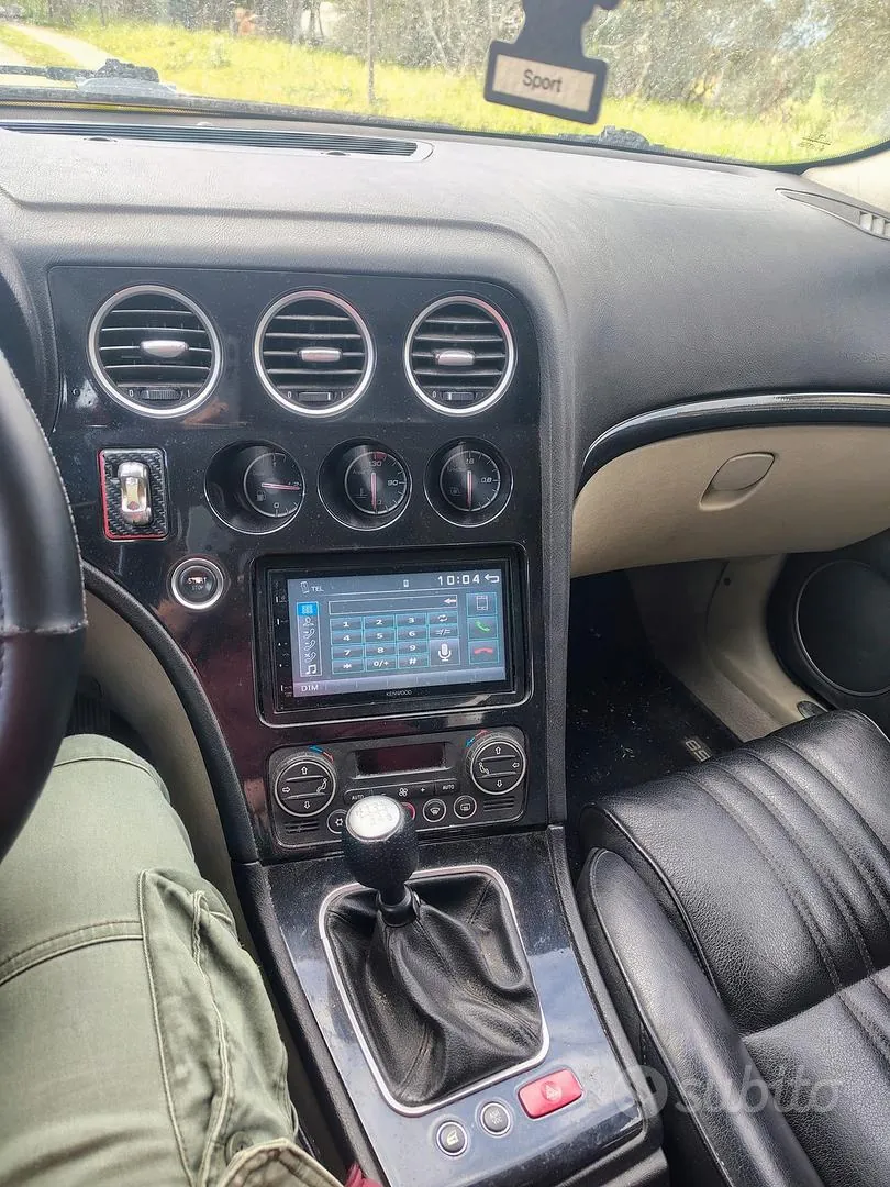 Alfa Romeo 159 2008 photo 2
