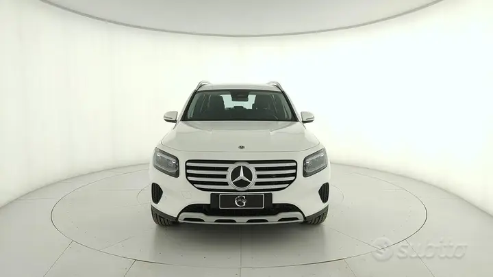 Mercedes-Benz Glb 2025 photo 2