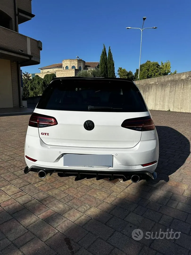 Volkswagen Golf 2019 photo 3