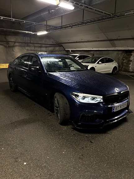 BMW 530E