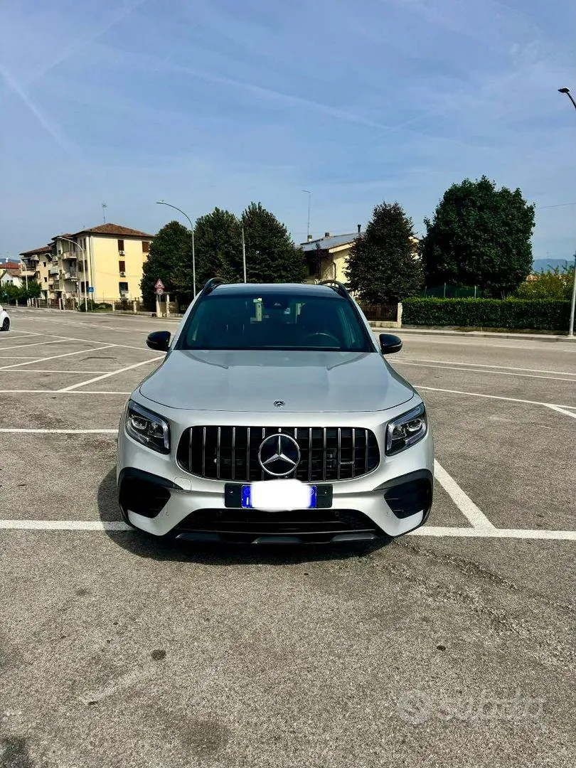 Mercedes-Benz Glb 2022 photo 2
