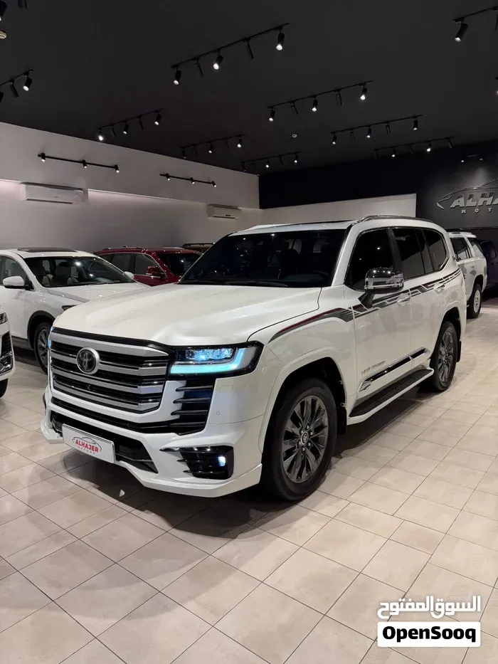 Toyota Land Cruiser 2022 photo 3