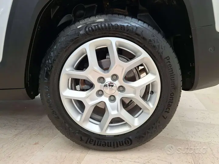 Jeep Renegade 2016 photo 4