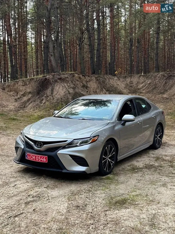 Toyota Camry 2018 photo 3