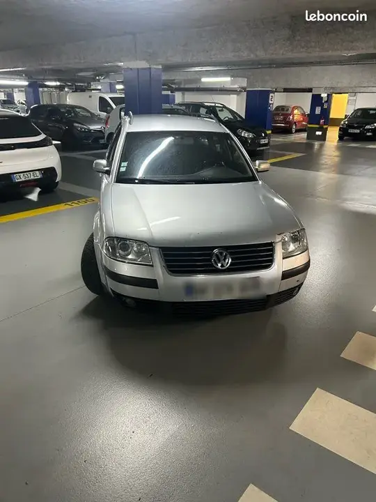 Volkswagen Passat 2003 photo 3