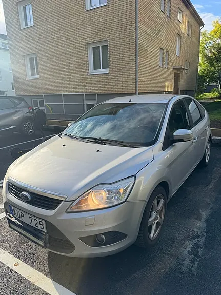 Ford Focus 2010 photo 2