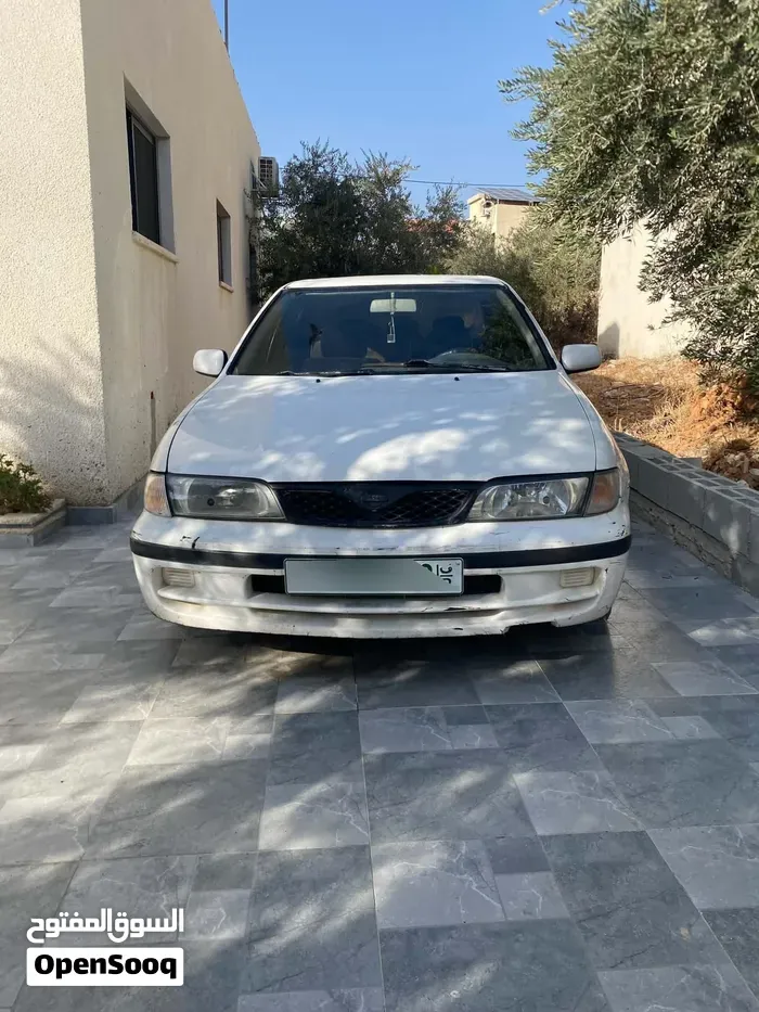 Nissan Almera