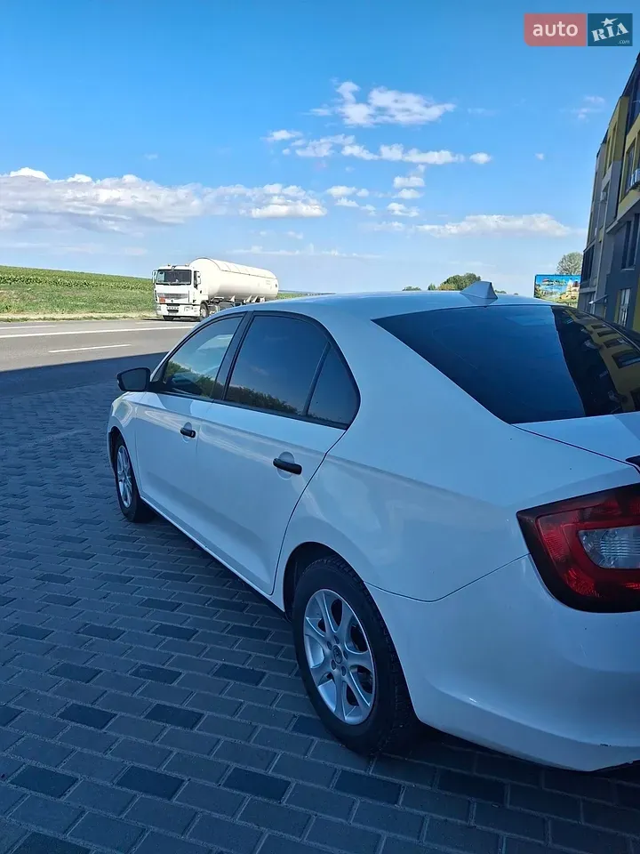 Skoda Rapid 2017 photo 5