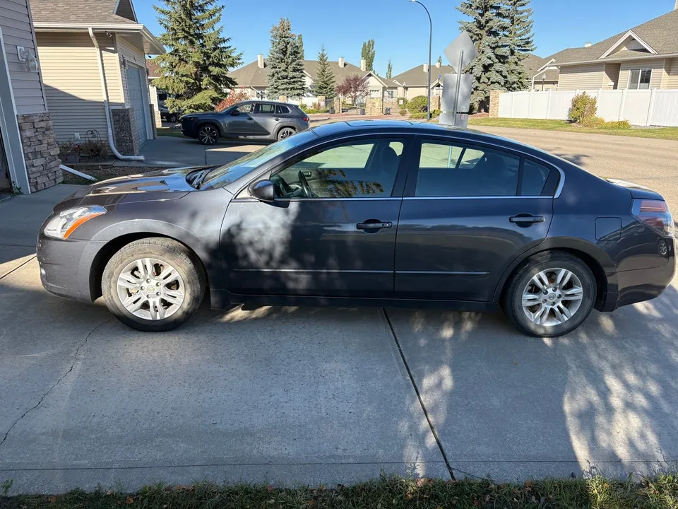 Nissan Altima 2012 photo 5