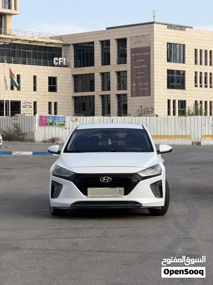 Hyundai Ioniq 2017 photo 2