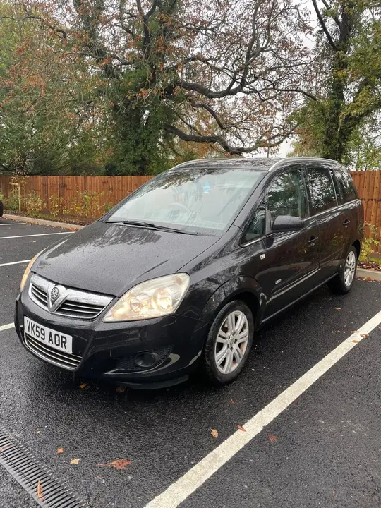 Vauxhall Zafira 2009 photo 2